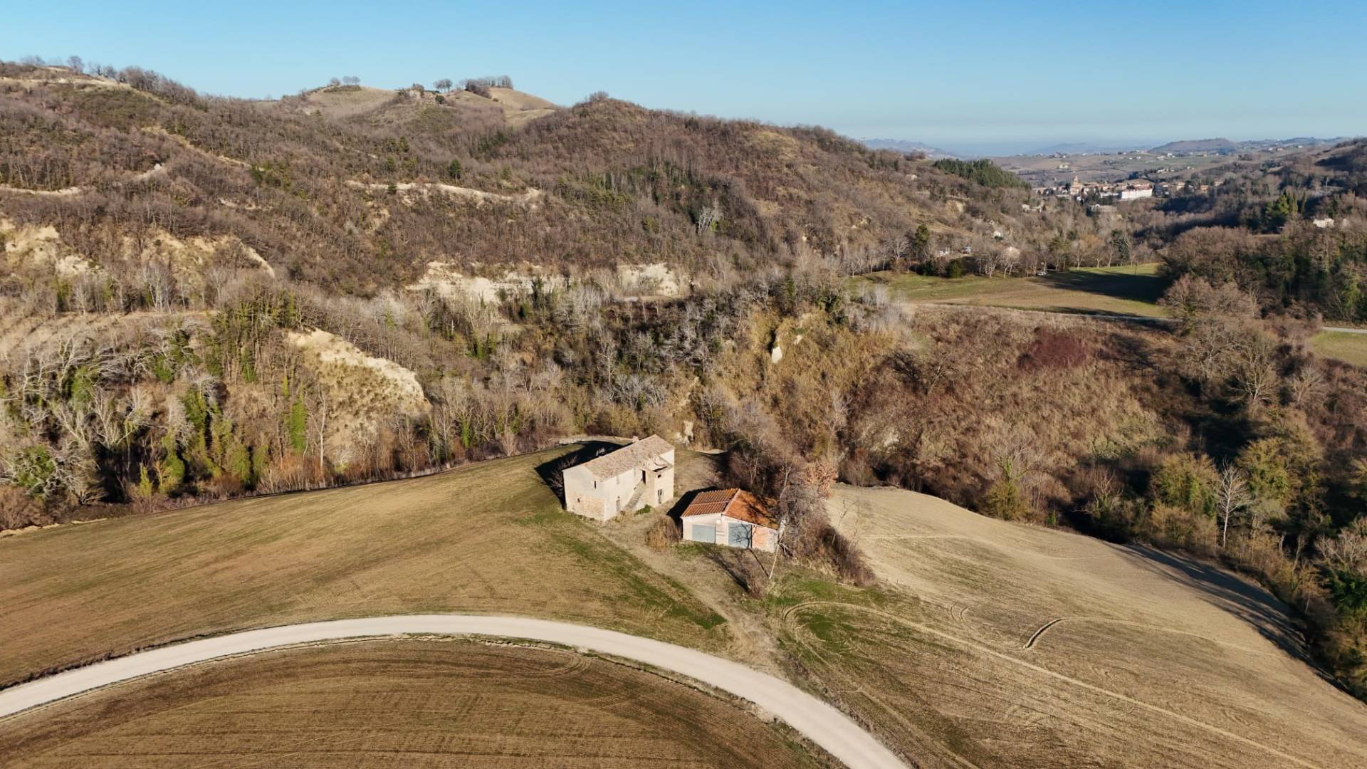 Casa colonica in vendita a Rotella