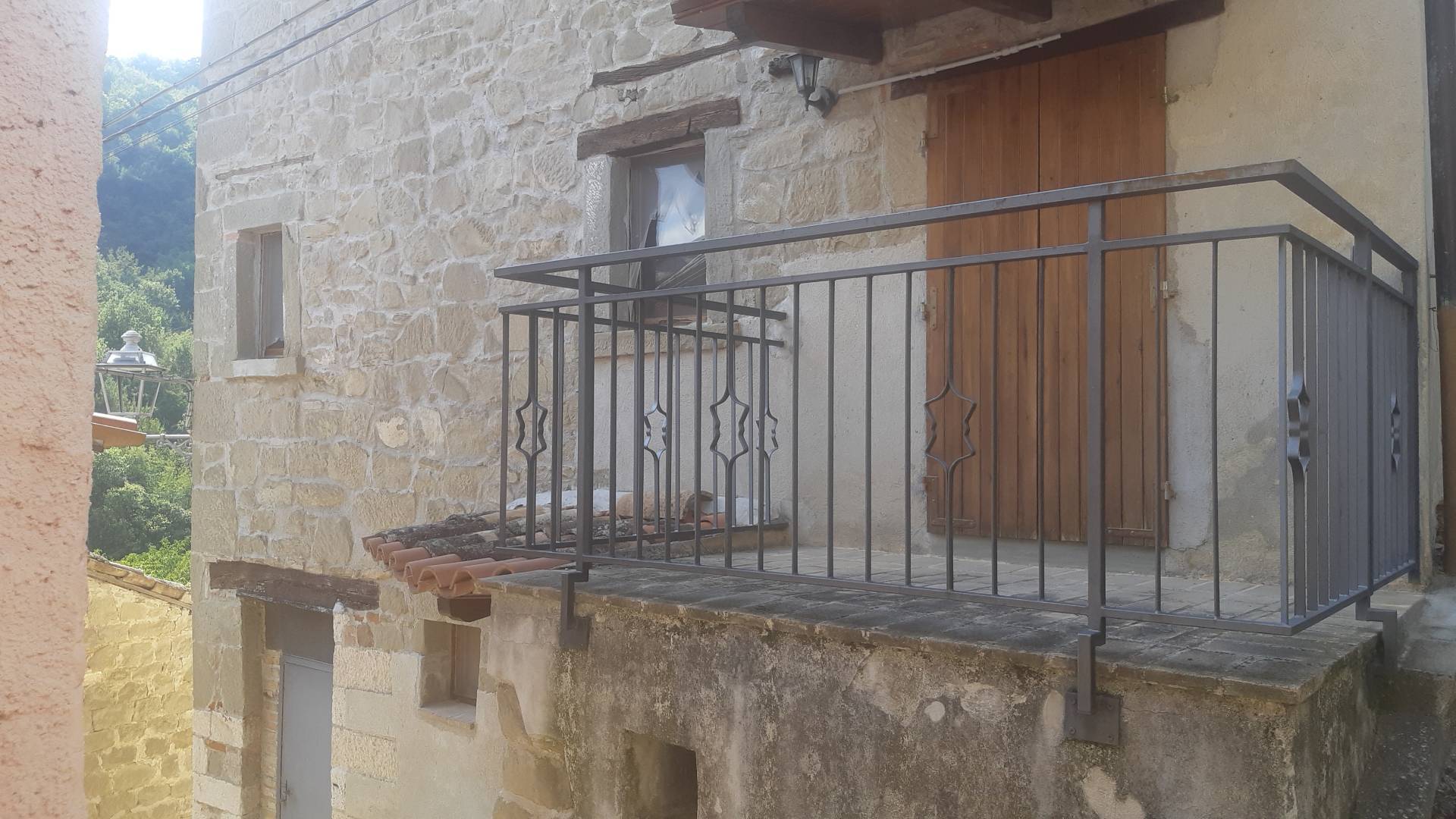 Indipendente in vendita a Ascoli Piceno, Rosara