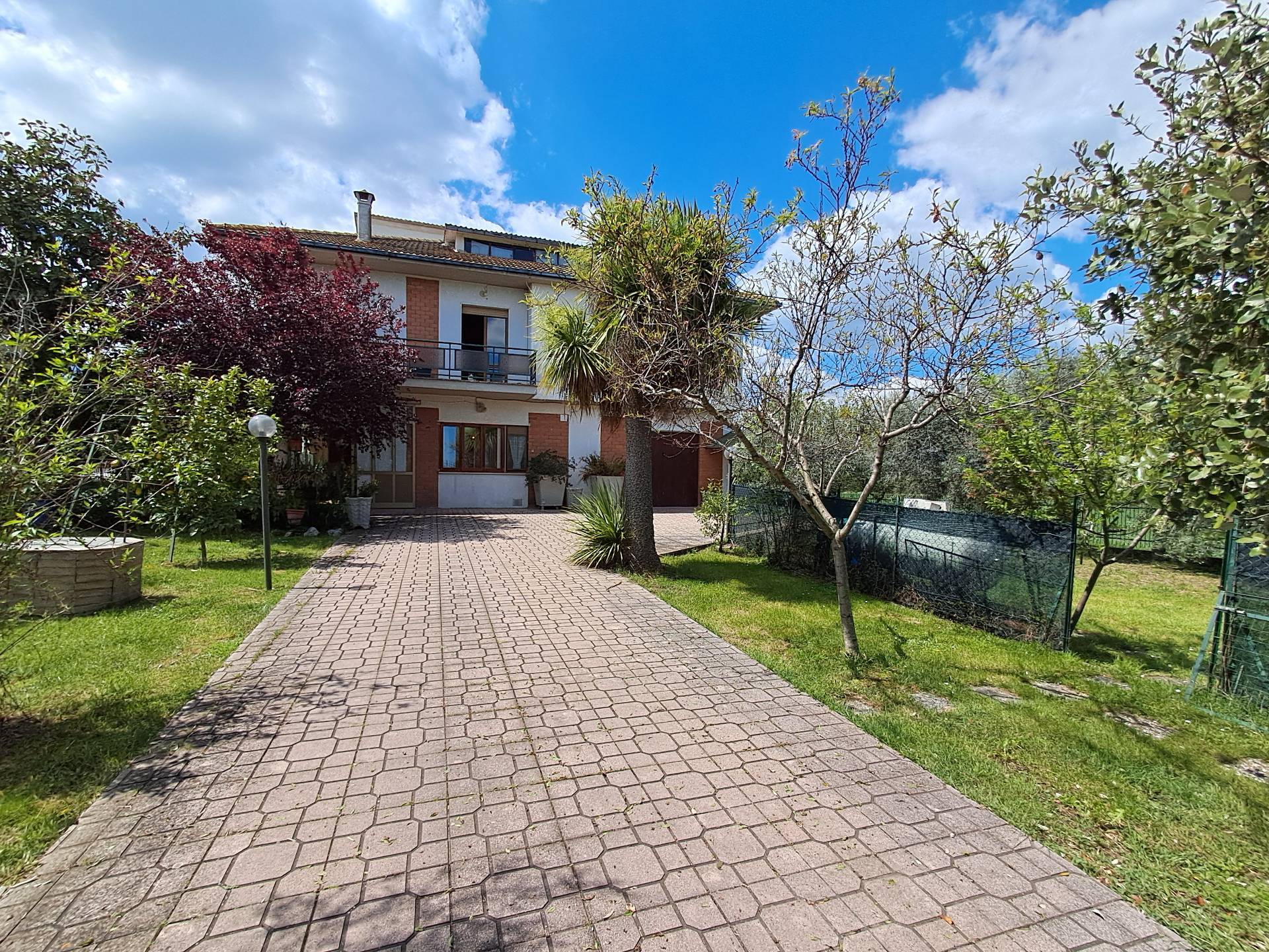 Villa in vendita a Maltignano