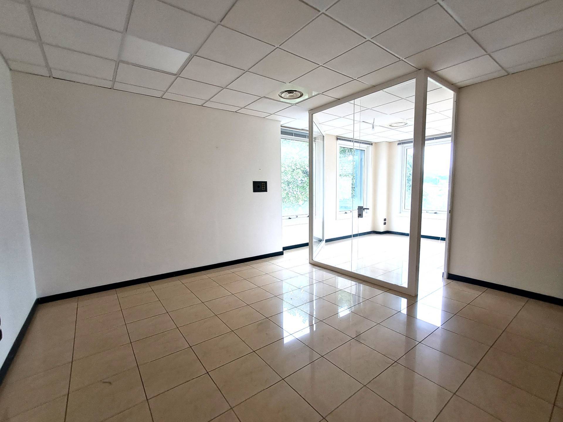 Studio/Ufficio in affitto a Ascoli Piceno, Lu Battente