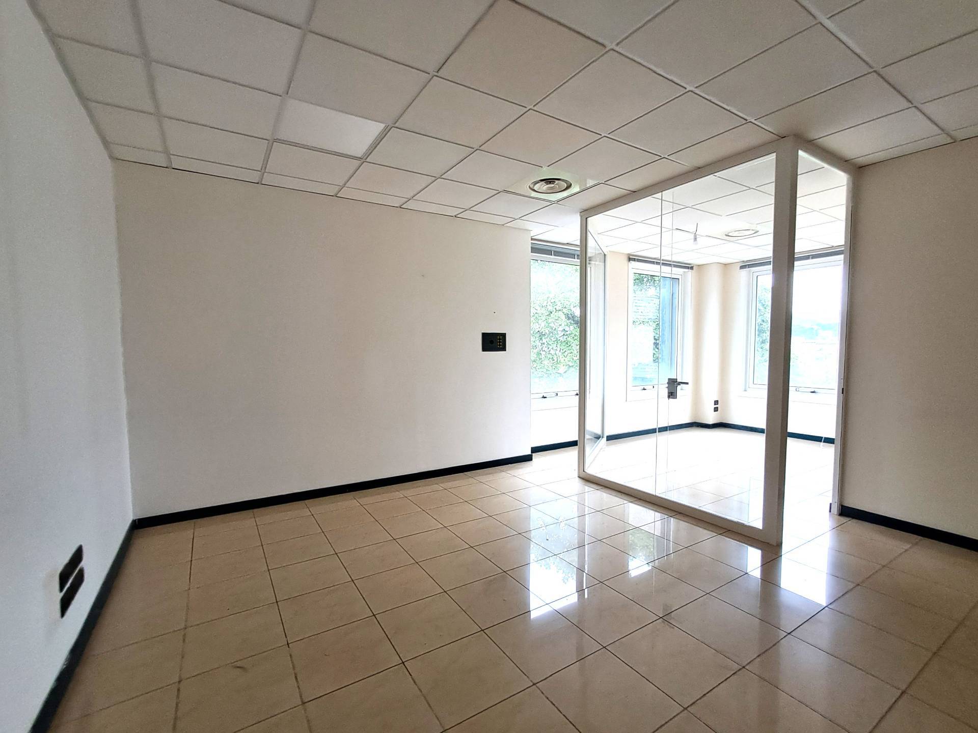 Studio/Ufficio in affitto a Ascoli Piceno, Lu Battente