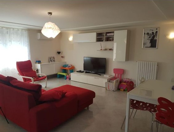 Villa in vendita a Ascoli Piceno, Monterocco