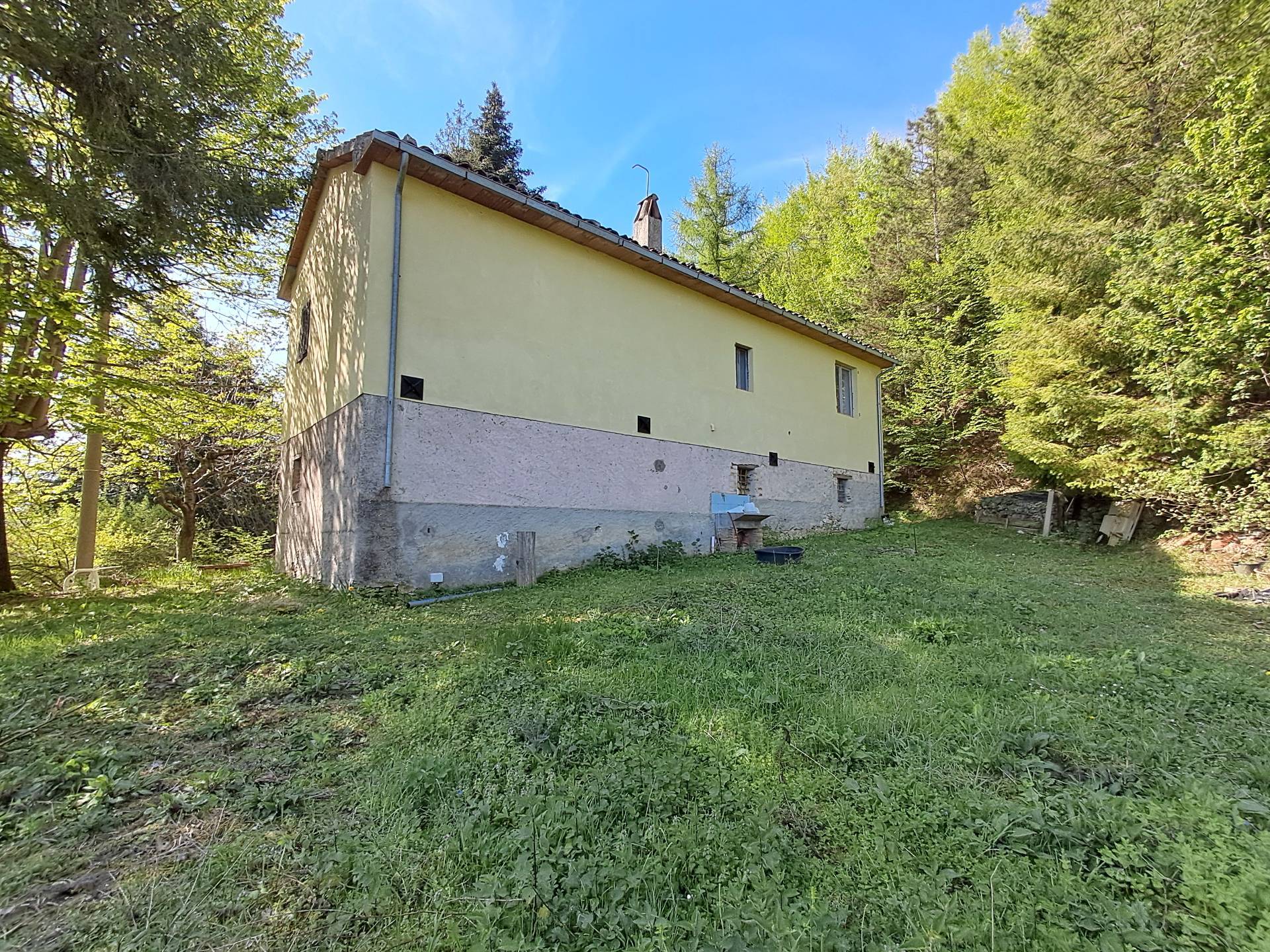 Casa colonica in vendita a Rotella, Capradosso