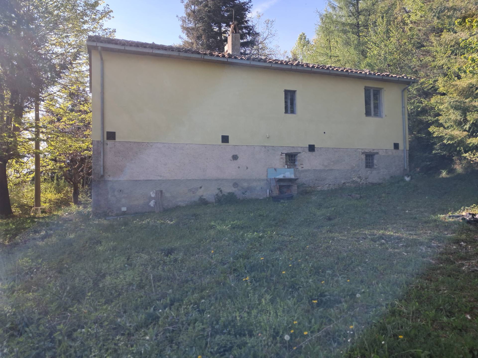 Casa colonica in vendita a Rotella, Capradosso