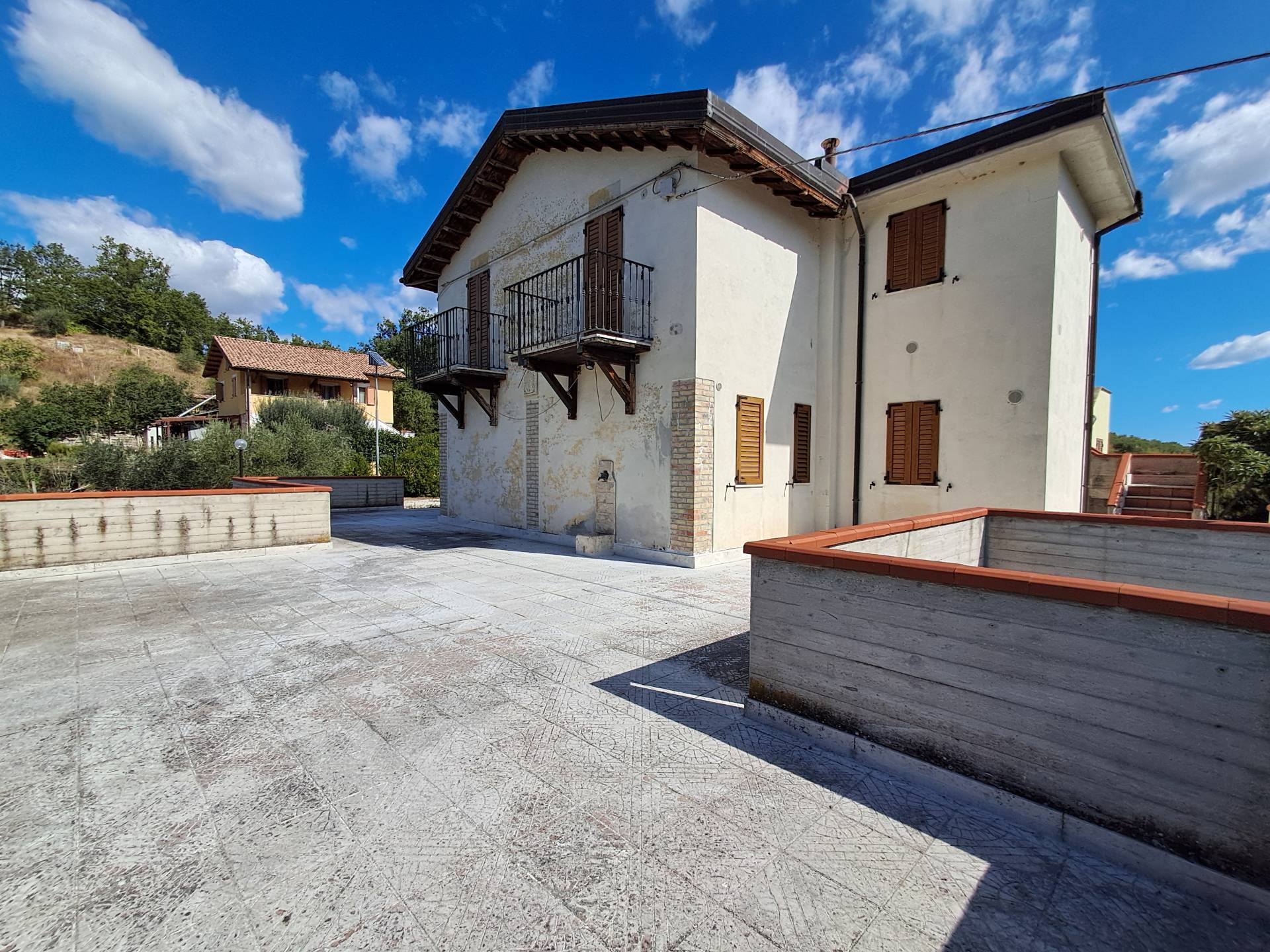 Casa colonica in vendita a Ascoli Piceno