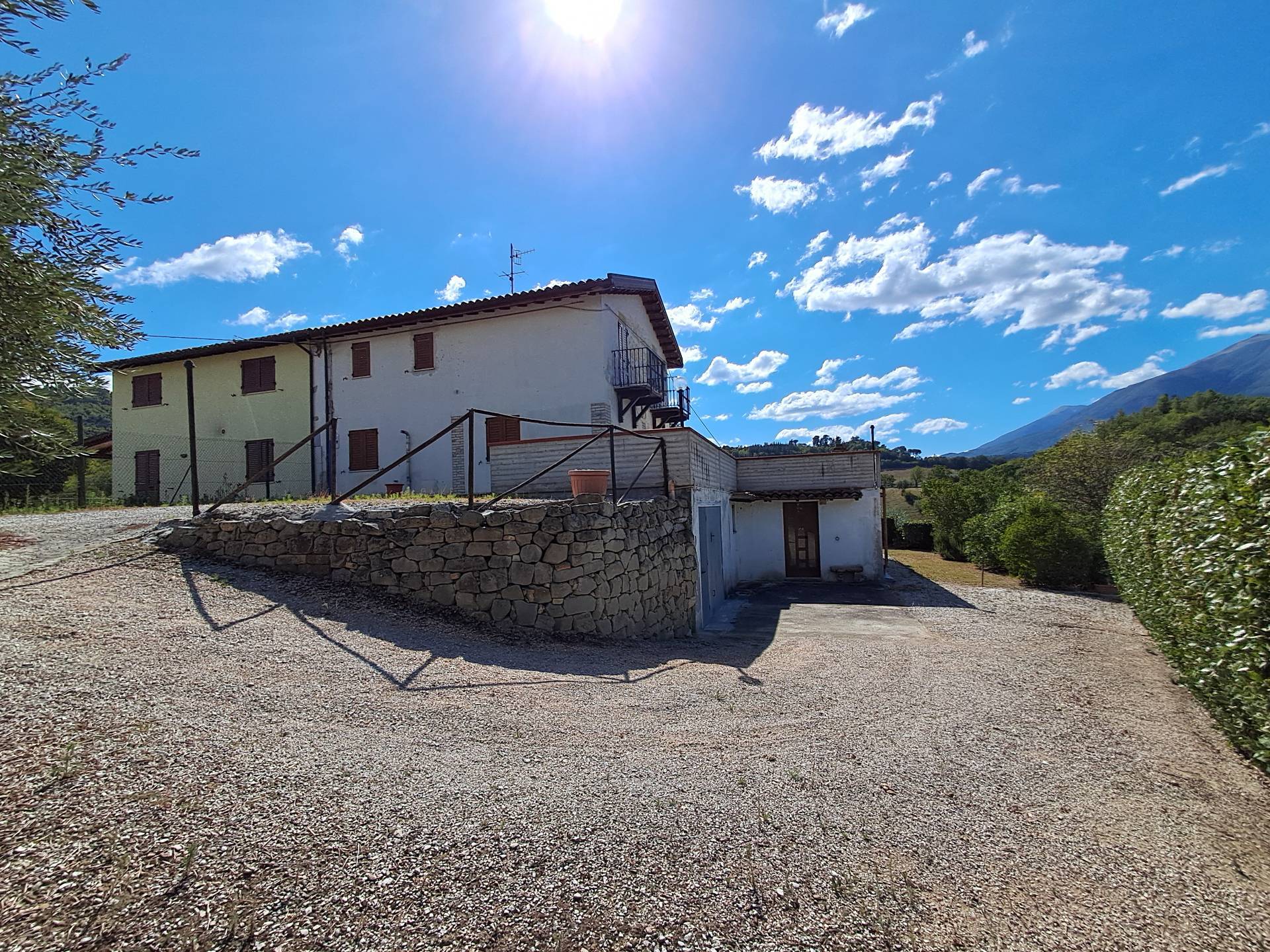 Casa colonica in vendita a Ascoli Piceno