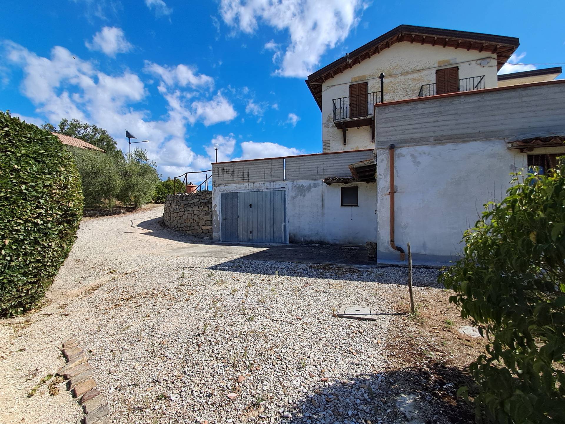 Casa colonica in vendita a Ascoli Piceno