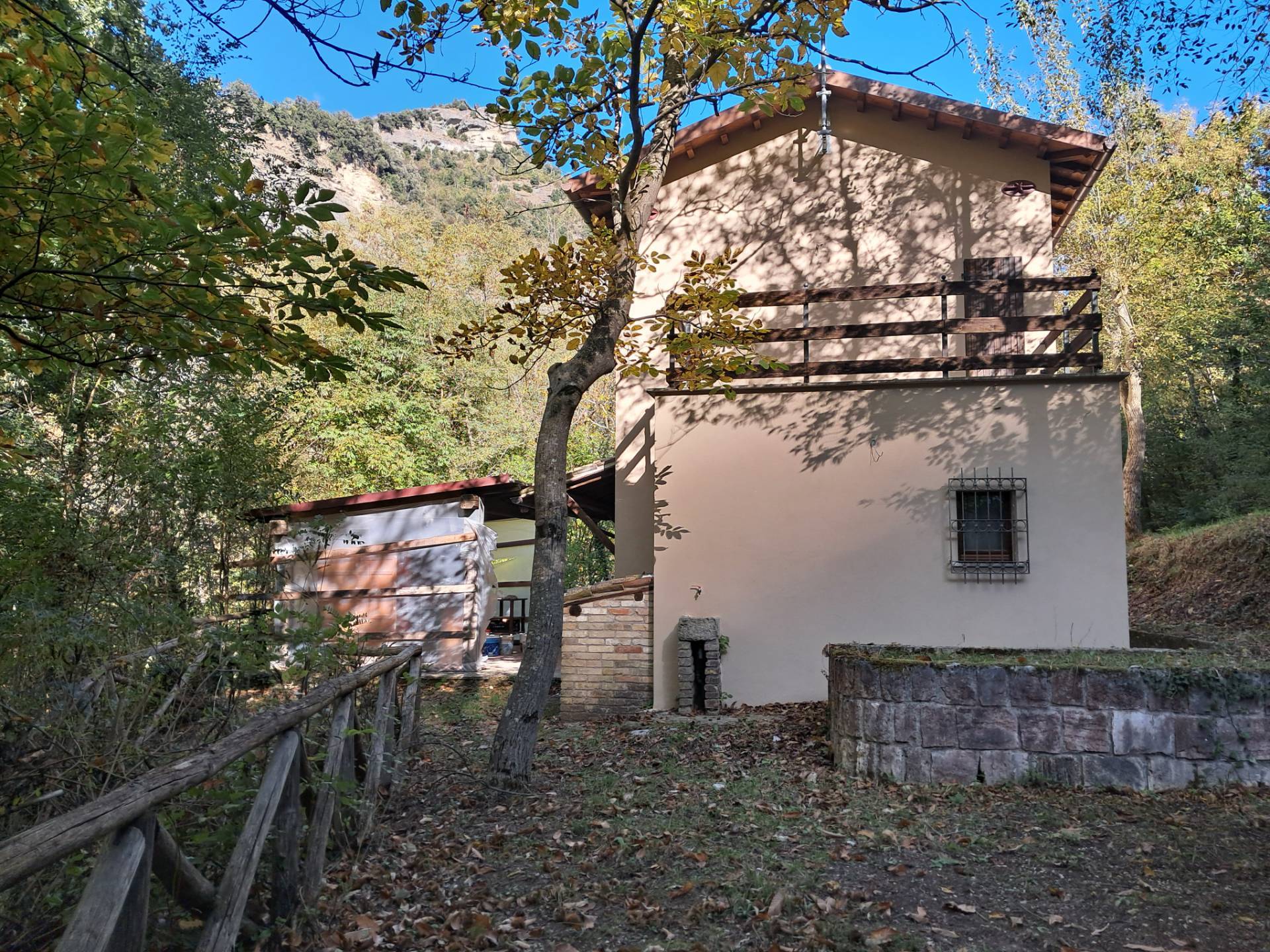 Casa indipendente in vendita a Acquasanta Terme, Quintodecimo