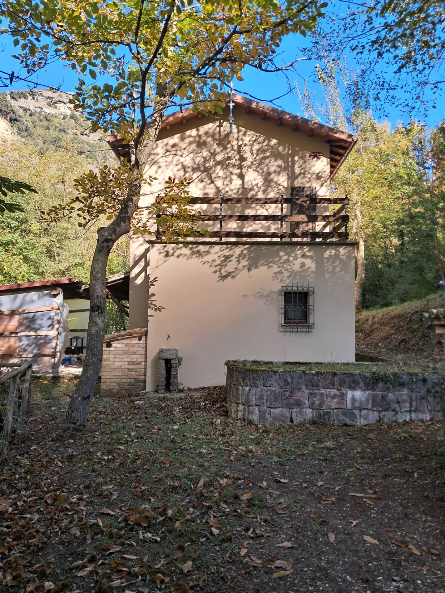 Casa indipendente in vendita a Acquasanta Terme, Quintodecimo