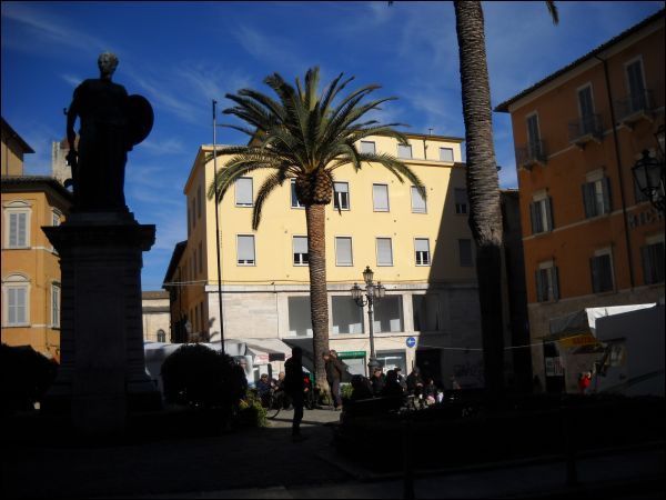 Appartamento arredato a Ascoli Piceno - centro storico - 01