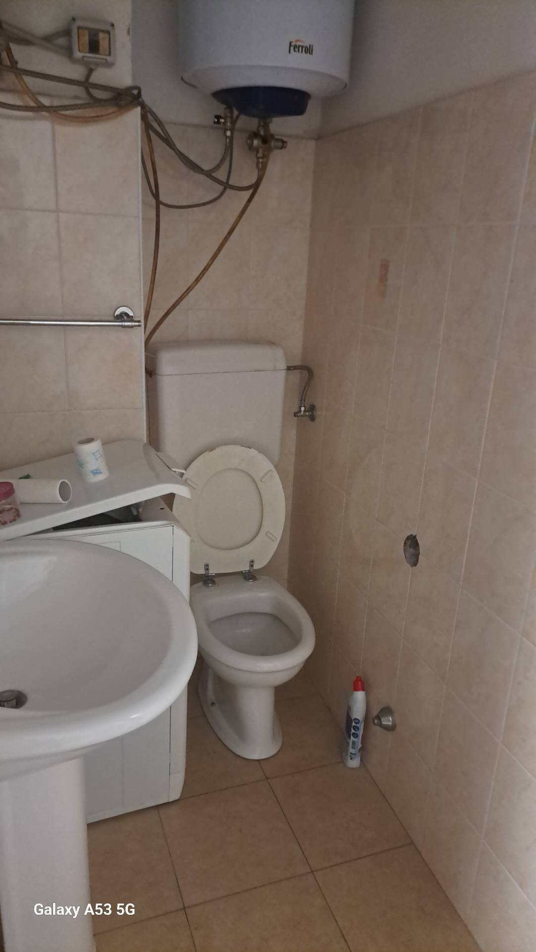 Locale commerciale in affitto a Bucchianico, Centro