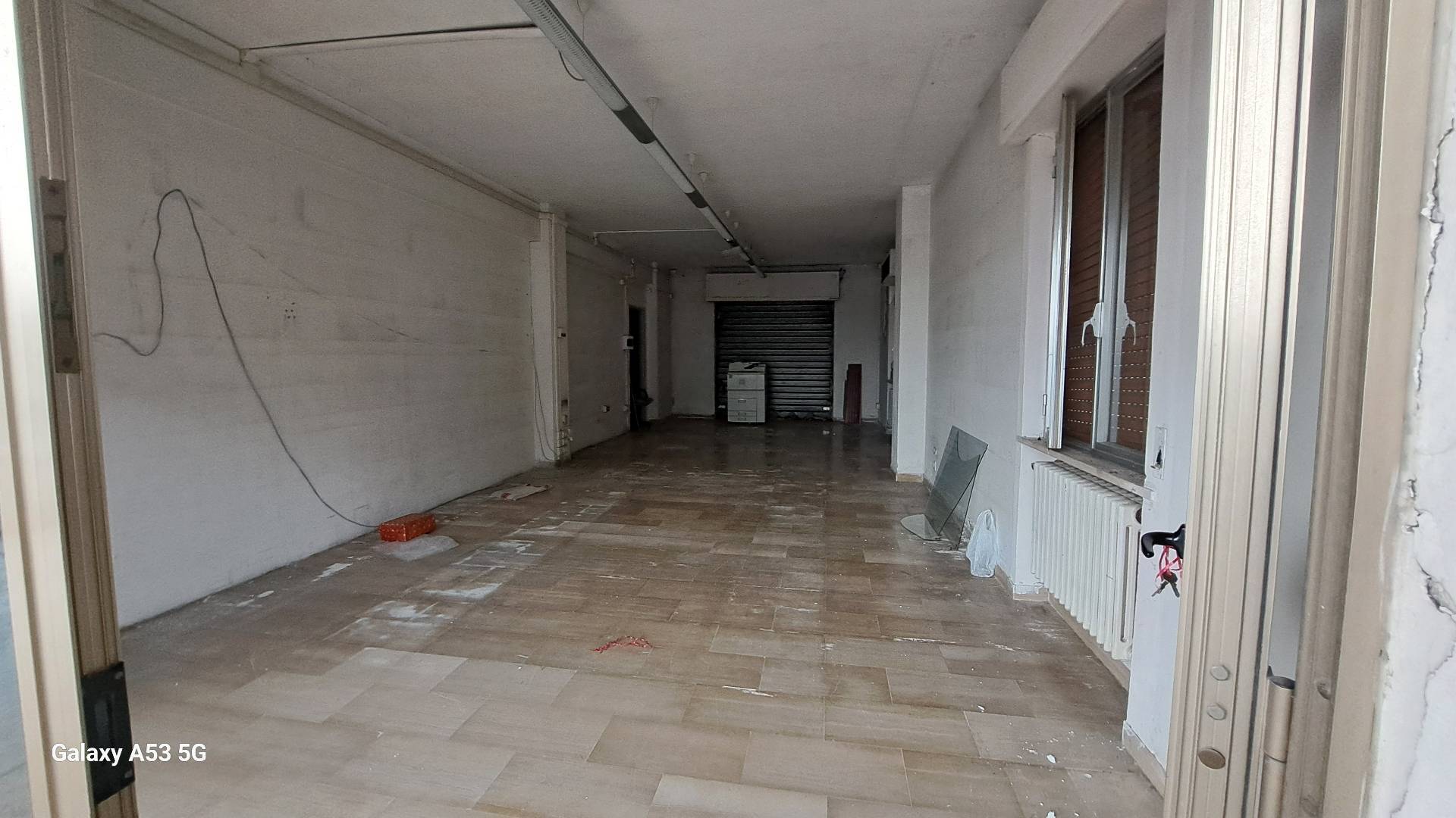 Locale commerciale in affitto a Chieti, Chieti Scalo