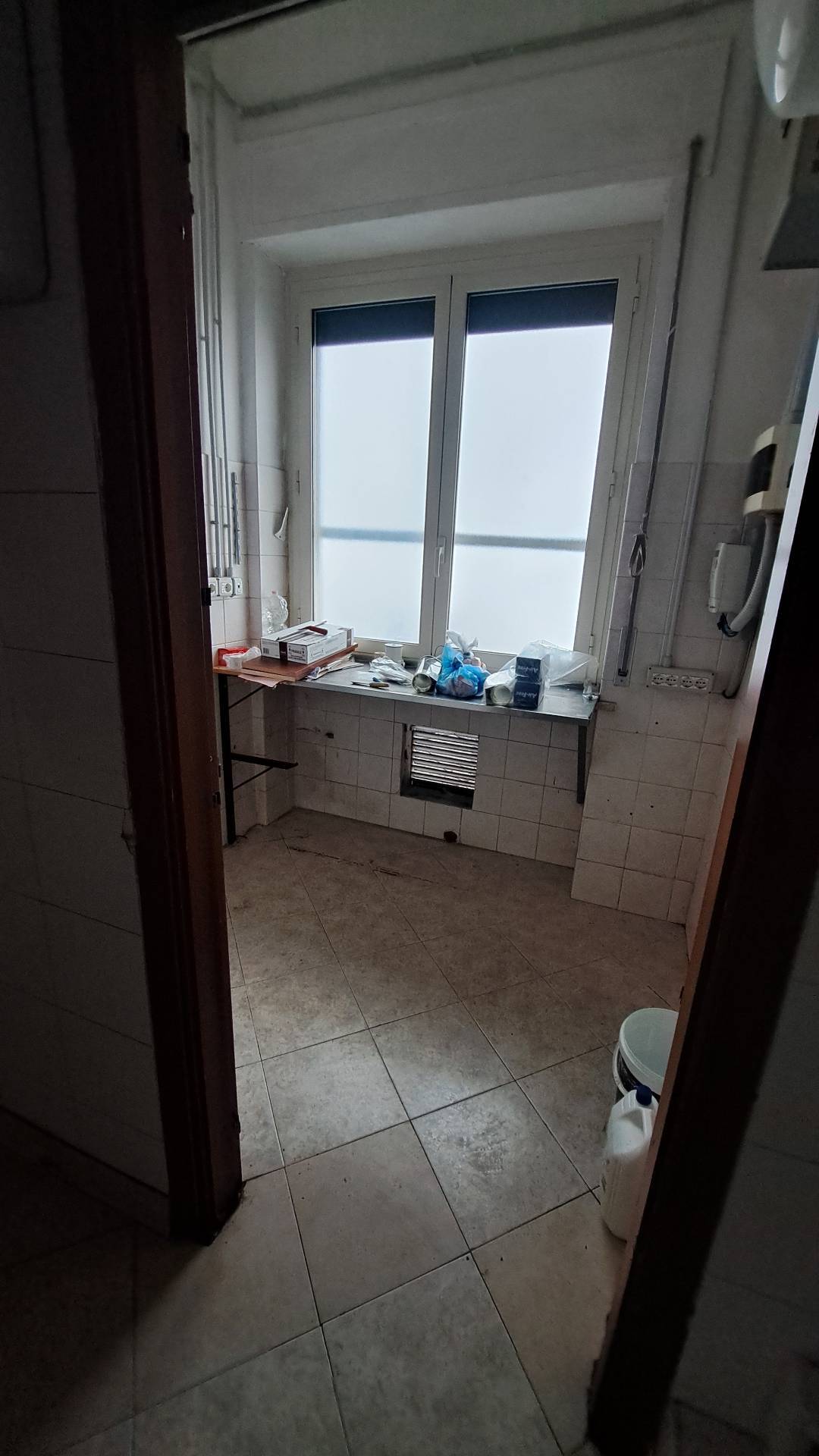 Locale commerciale in affitto a Chieti