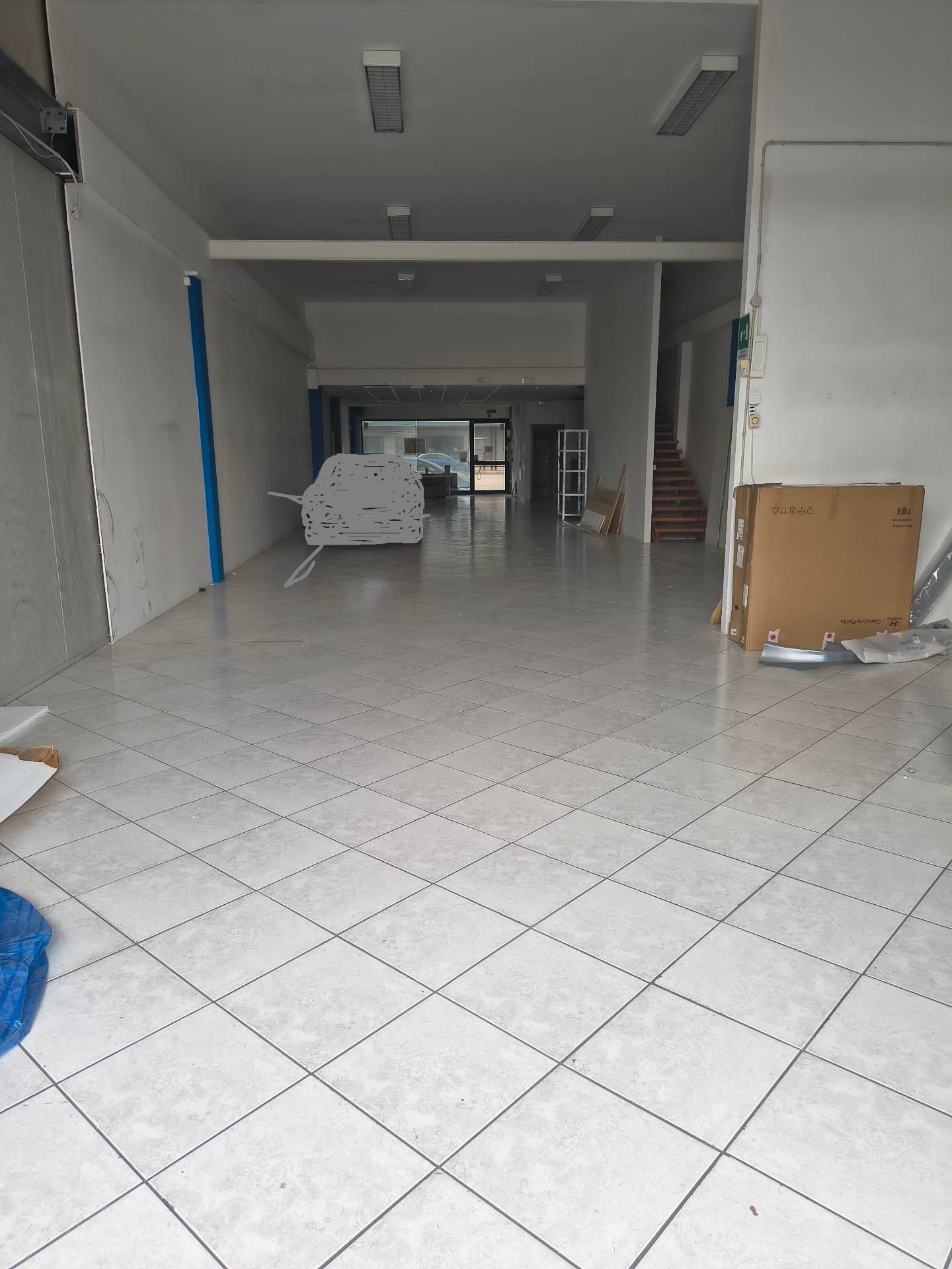 Locale commerciale in affitto a Chieti, Chieti Scalo