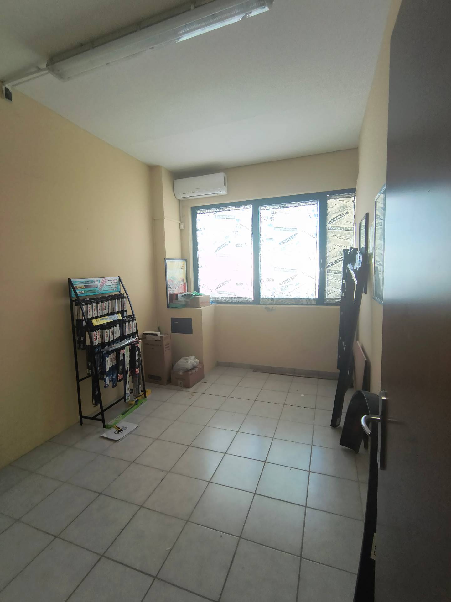 Locale commerciale in affitto a Chieti, Chieti Scalo