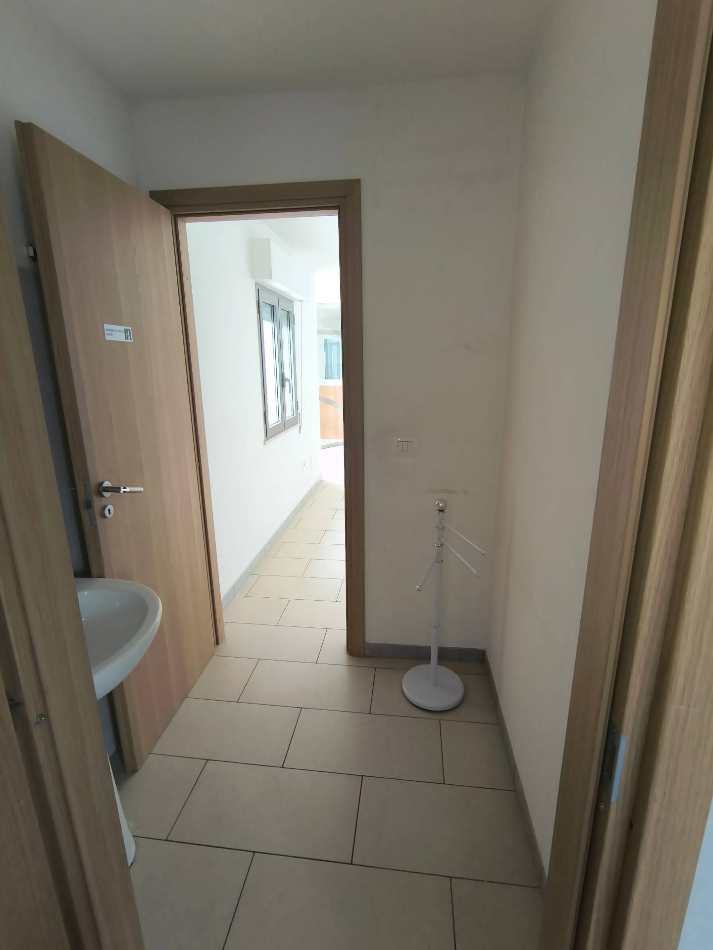 Studio/Ufficio in affitto a Spoltore, Santa Teresa