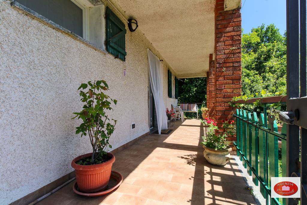 Casa semindipendente in vendita a Stella, San Giovanni