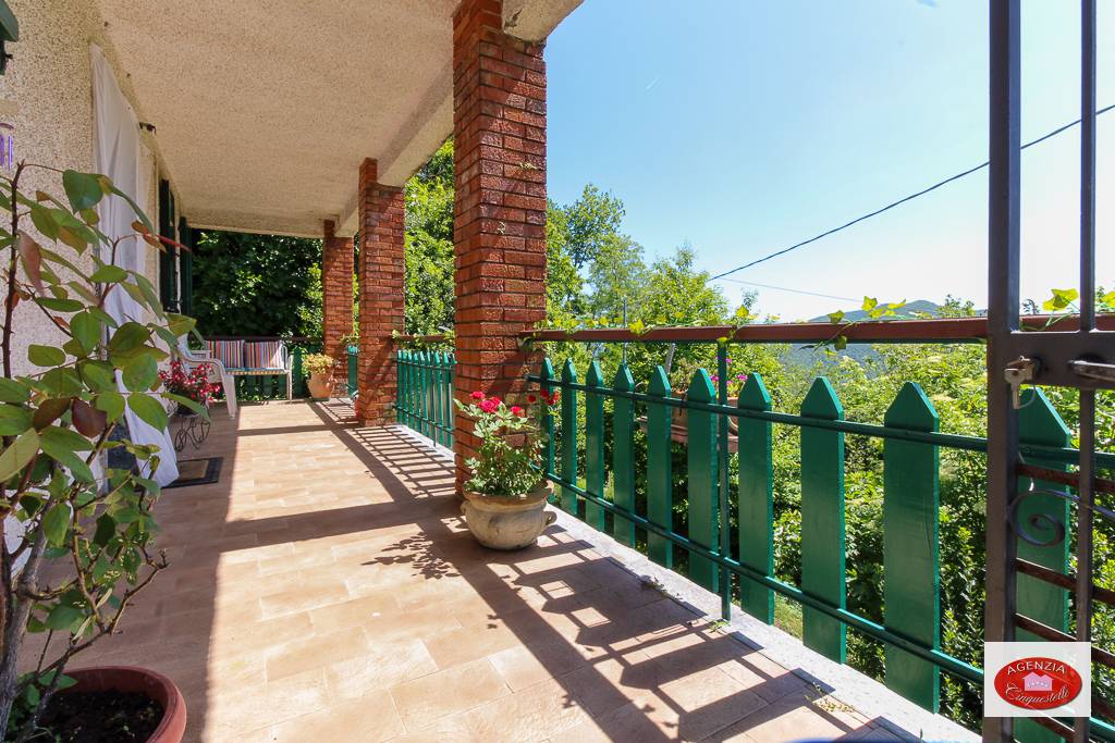 Casa semindipendente in vendita a Stella, San Giovanni
