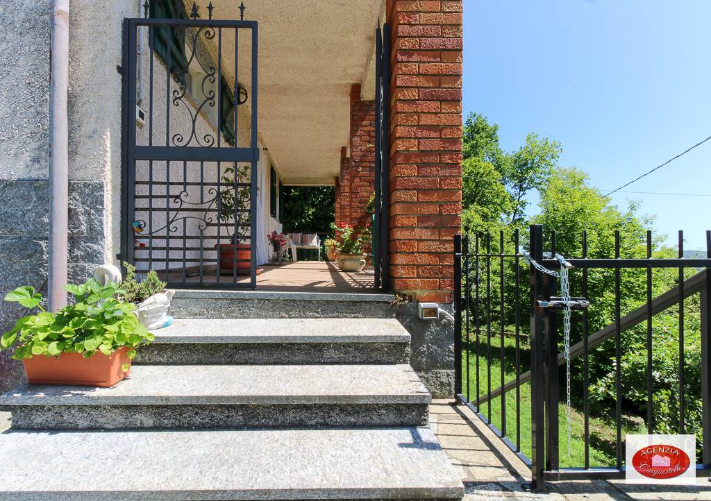 Casa semindipendente in vendita a Stella, San Giovanni