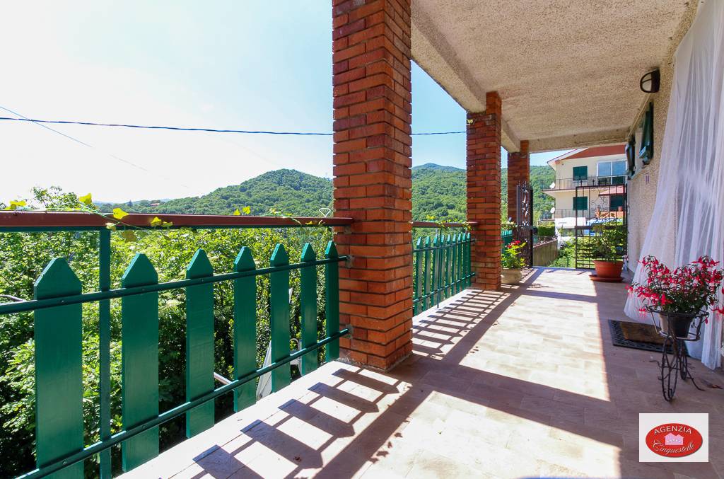 Casa semindipendente in vendita a Stella, San Giovanni