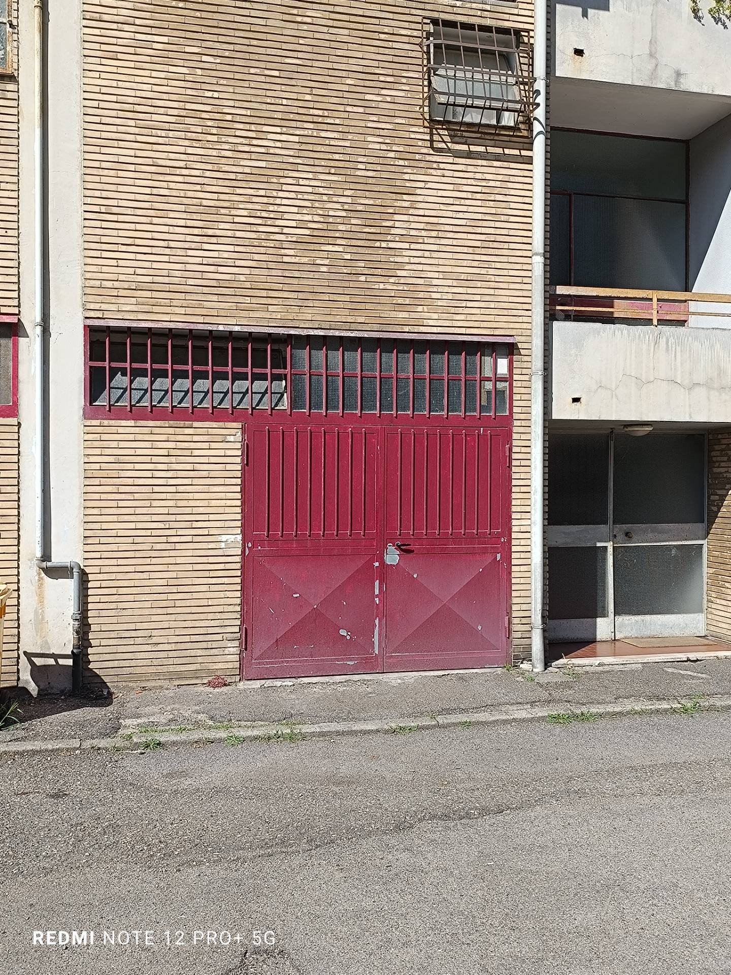 box in vendita a Cesano Boscone