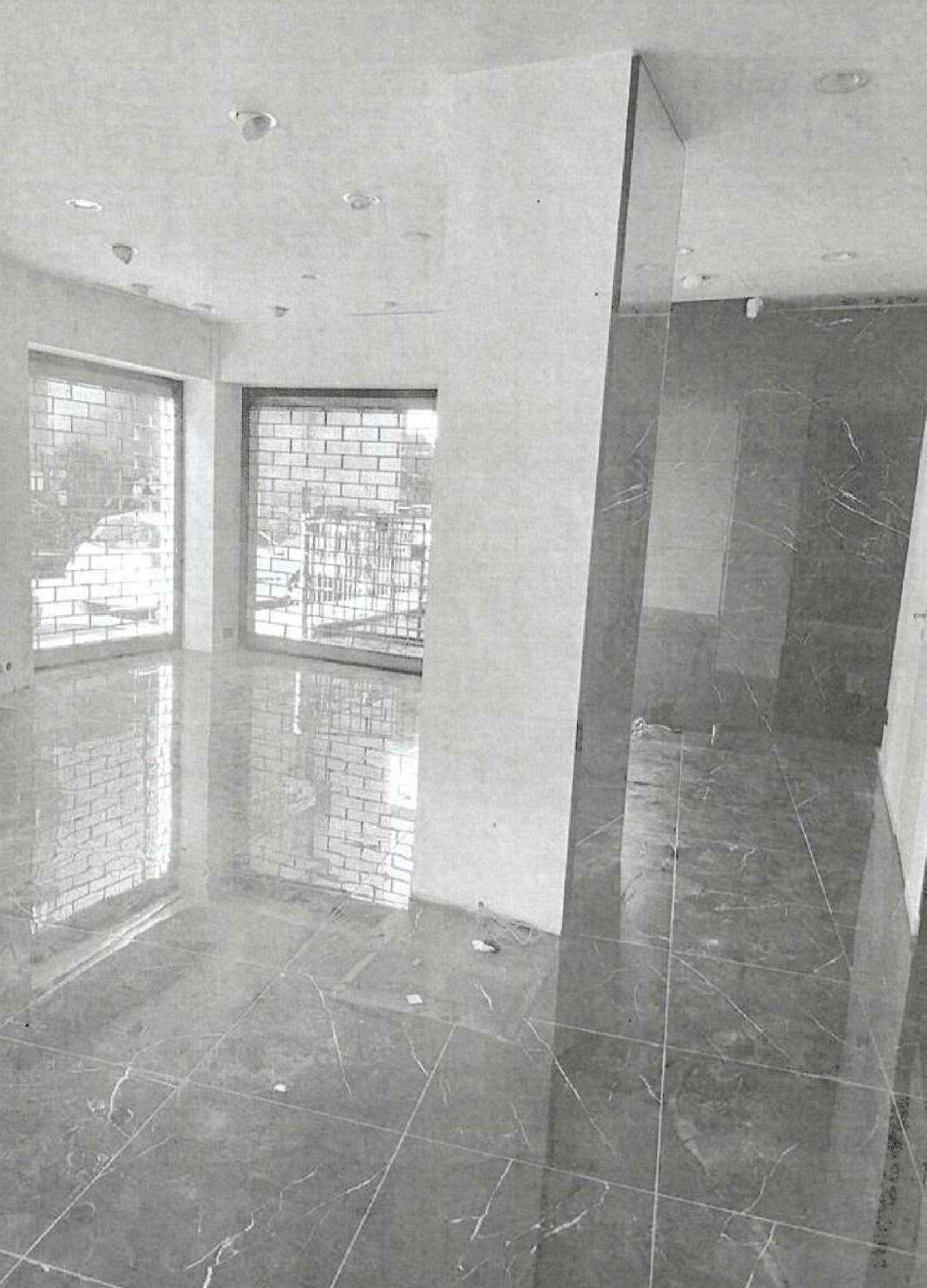 Attivit commerciale in affitto a Corsico, centro