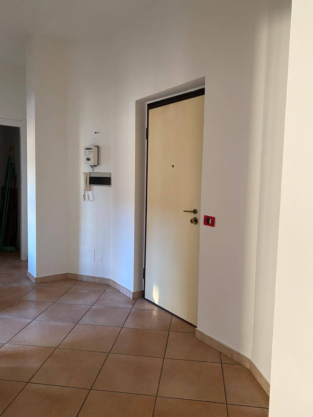 Appartamento in affitto a Corsico, centro