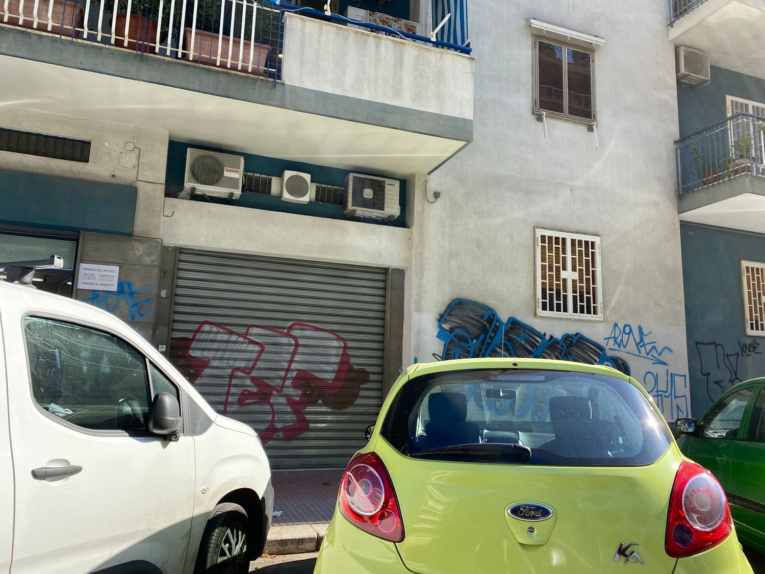 Locale commerciale in affitto in via giuseppe petraglione 19, Bari