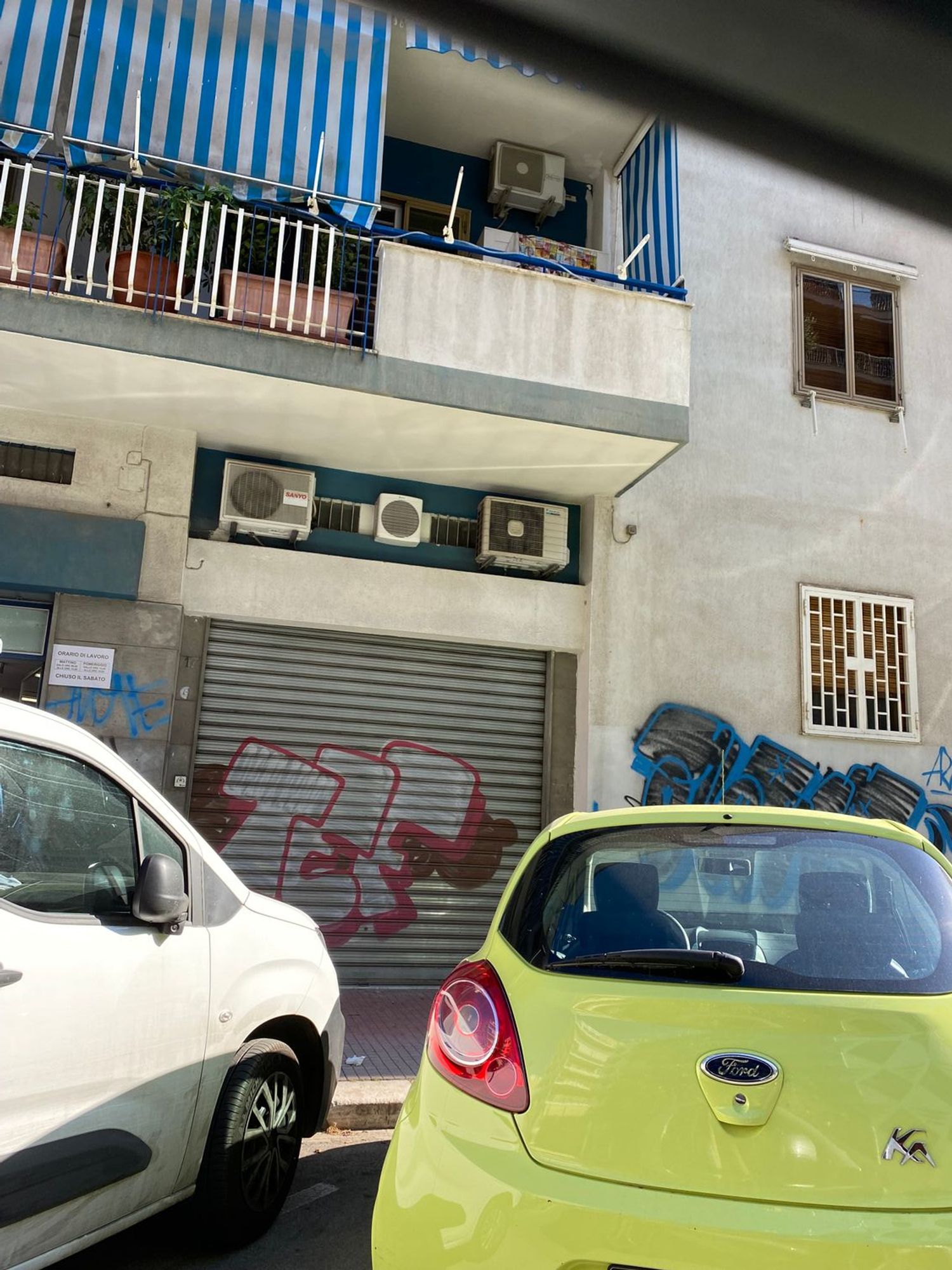 Locale commerciale in affitto in via giuseppe petraglione 19, Bari