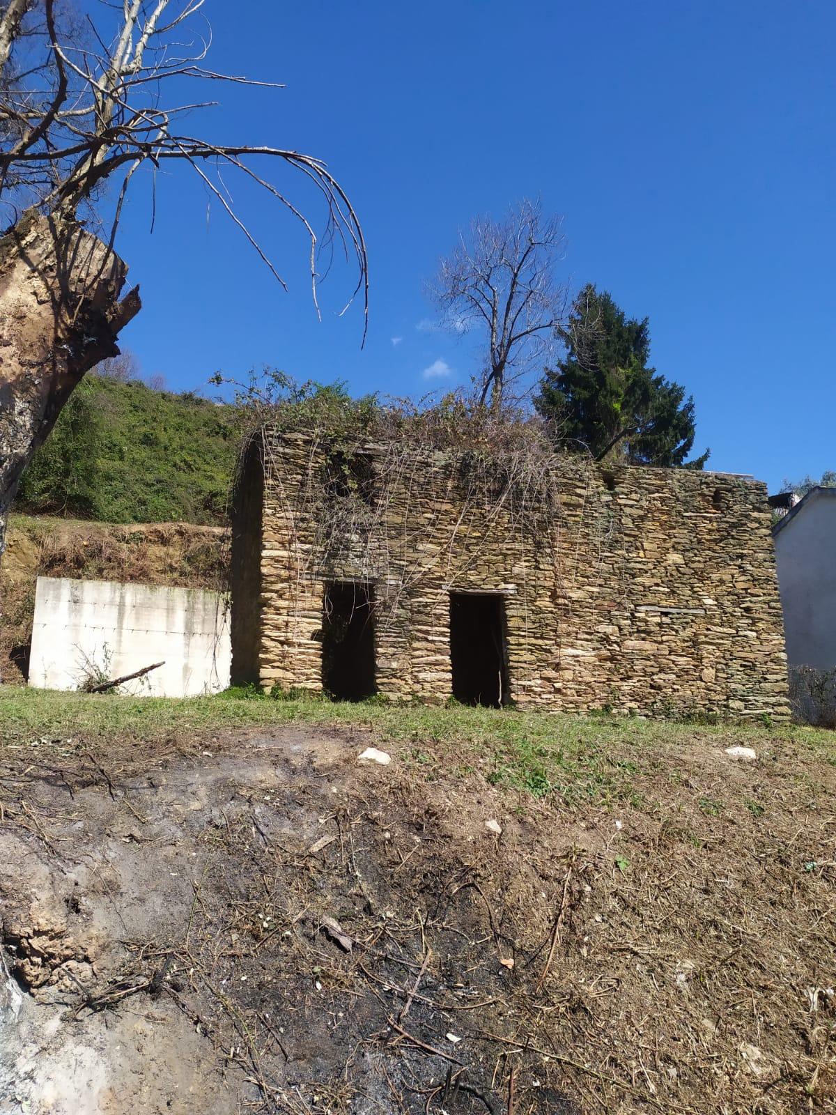 Casa indipendente da ristrutturare, Montignoso cerreto