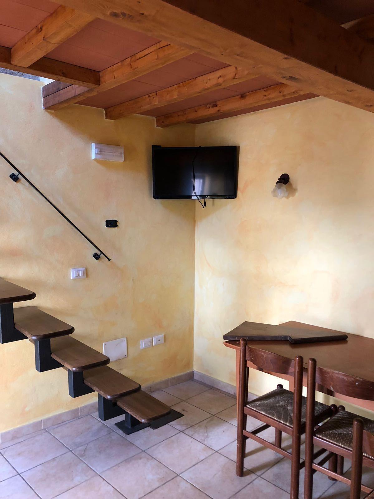 Casa indipendente ristrutturata, Massa casette