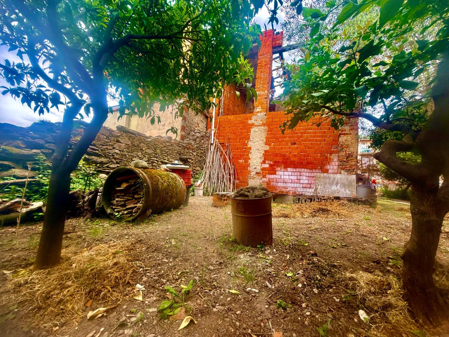 Casa indipendente con giardino, Massa ortola