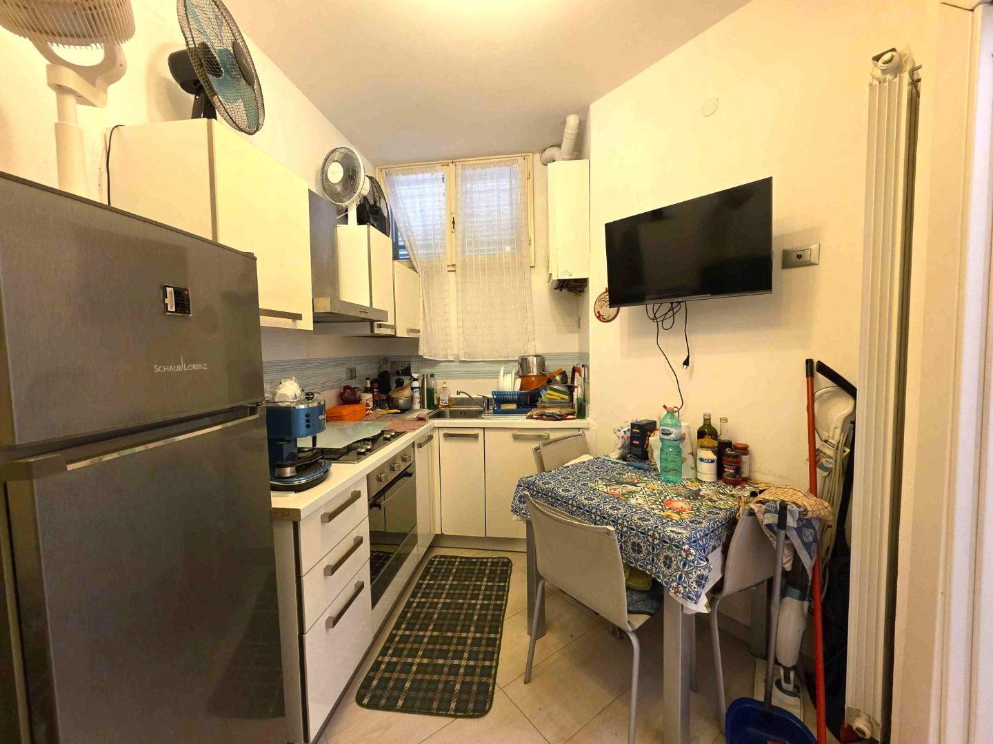 Bilocale in vendita, Massa marina di