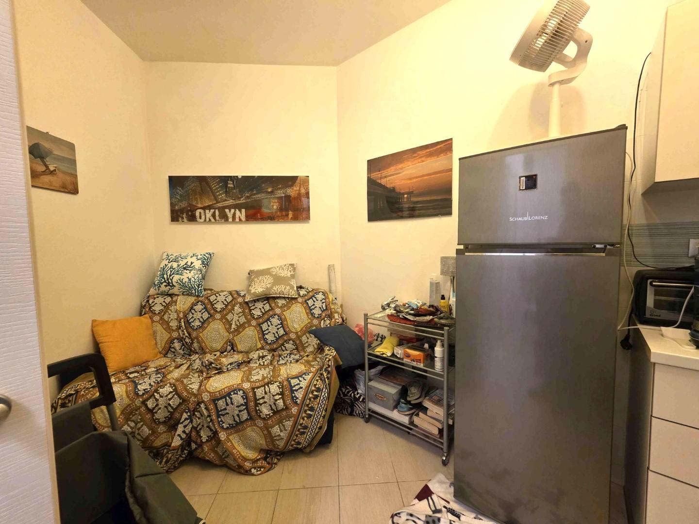 Bilocale in vendita, Massa marina di