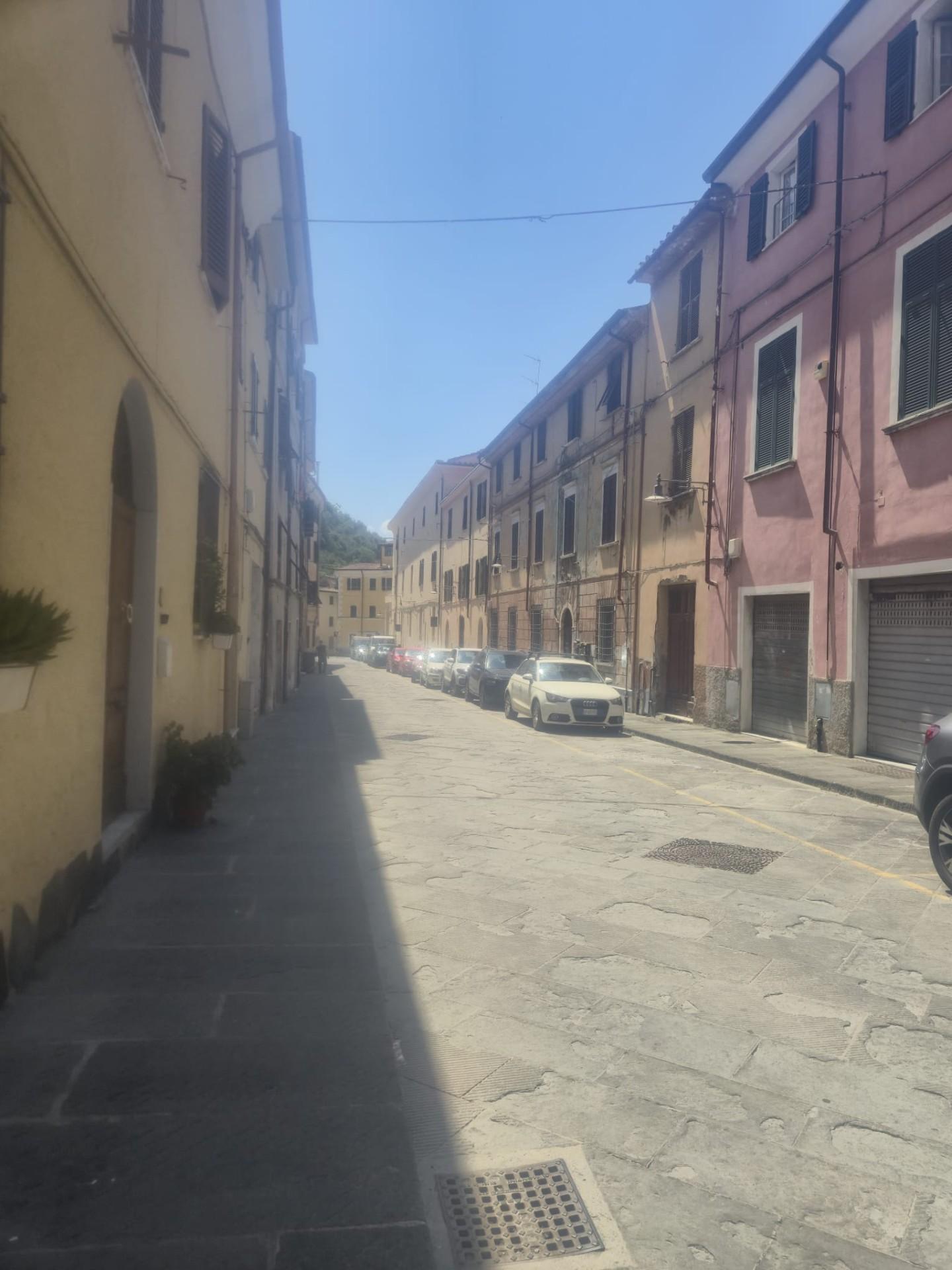 Trilocale in vendita, Massa centro storico