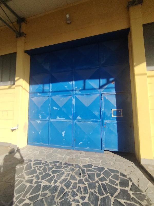 Capannone in vendita a Massa
