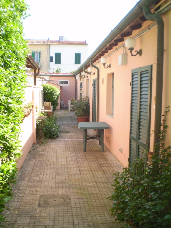 Casa indipendente arredata in affitto, Pisa marina di