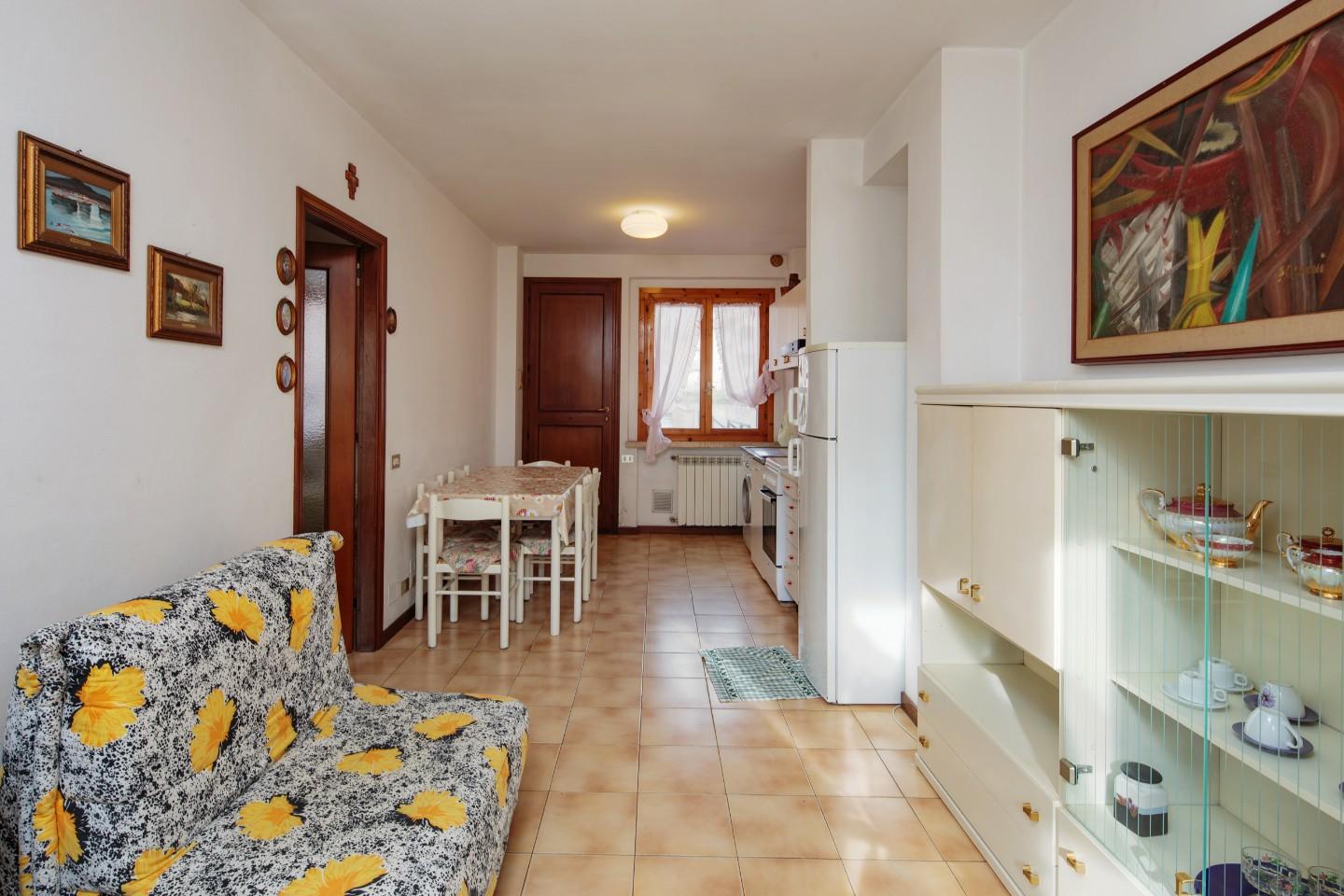 Trilocale arredato in affitto, Pisa marina di