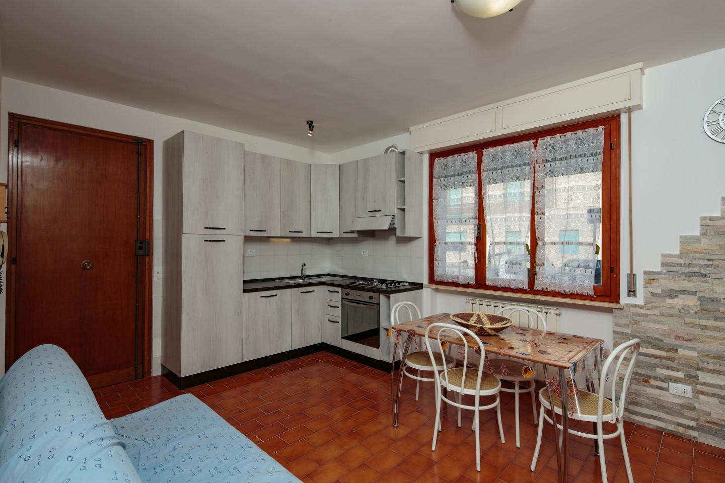 Casa indipendente arredata in affitto, Pisa marina di