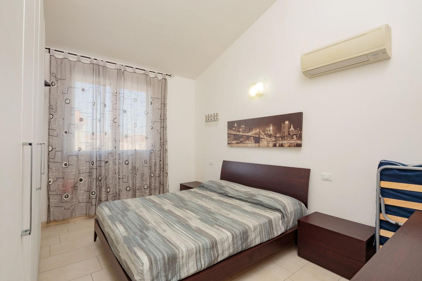 Bilocale arredato in affitto, Pisa marina di