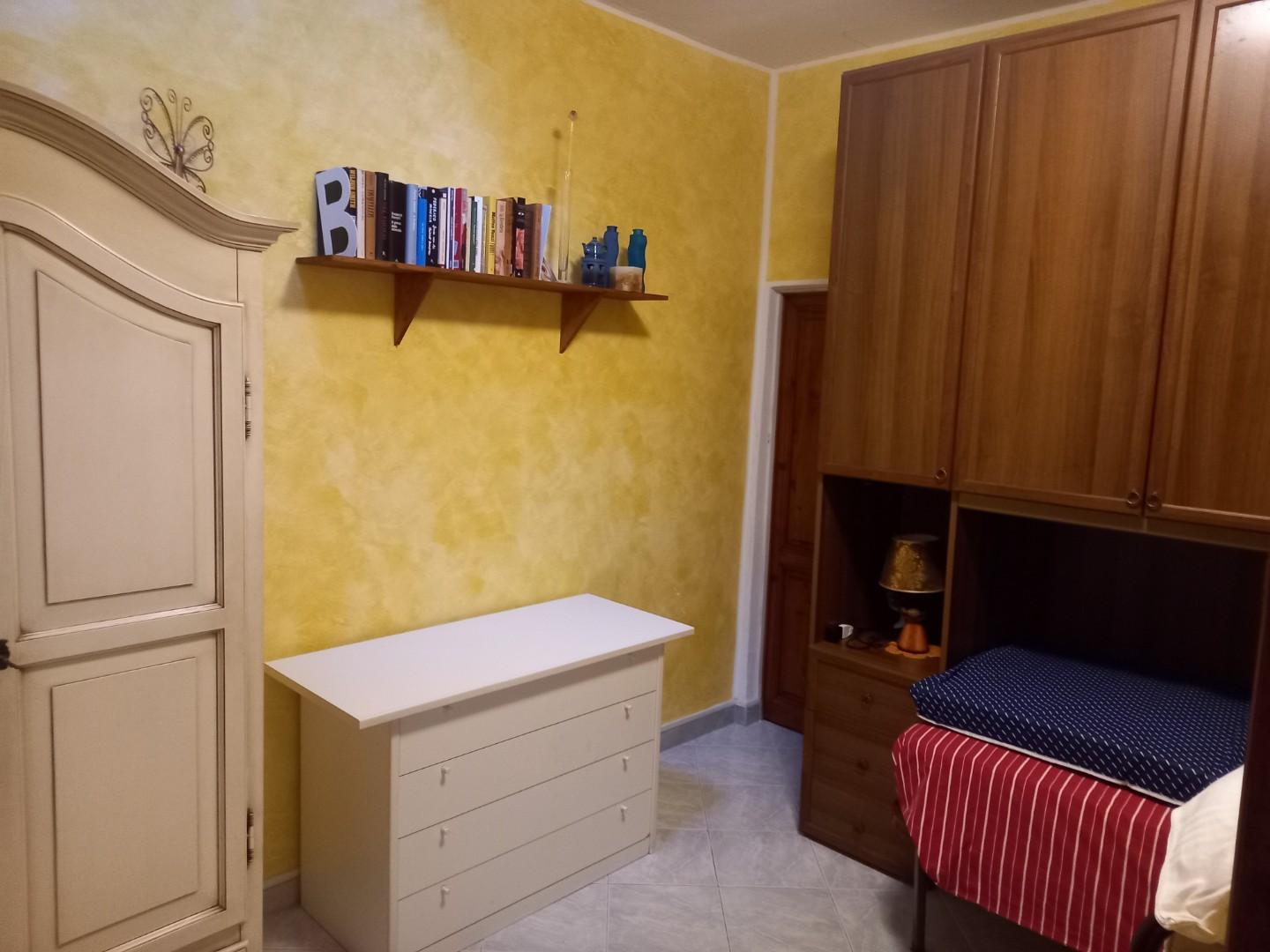 Trilocale arredato in affitto, Pisa marina di