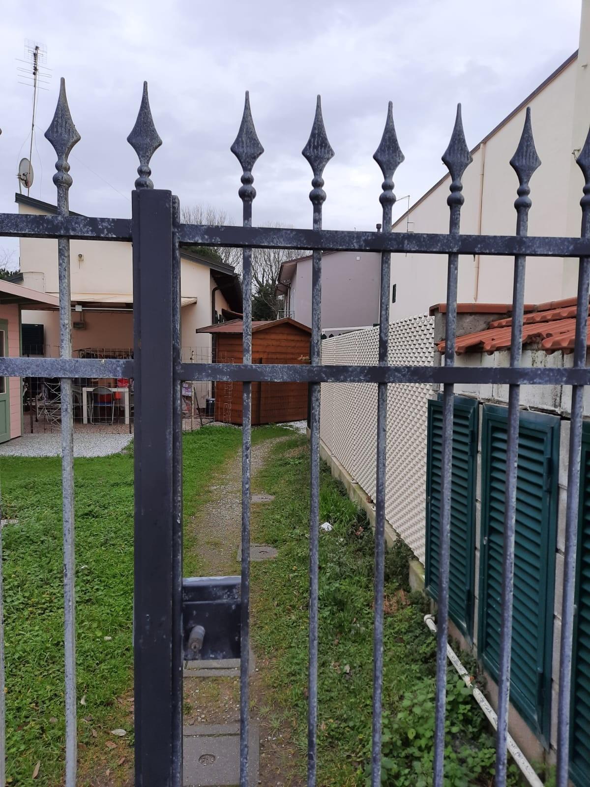 Casa indipendente arredata in affitto, Pisa marina di
