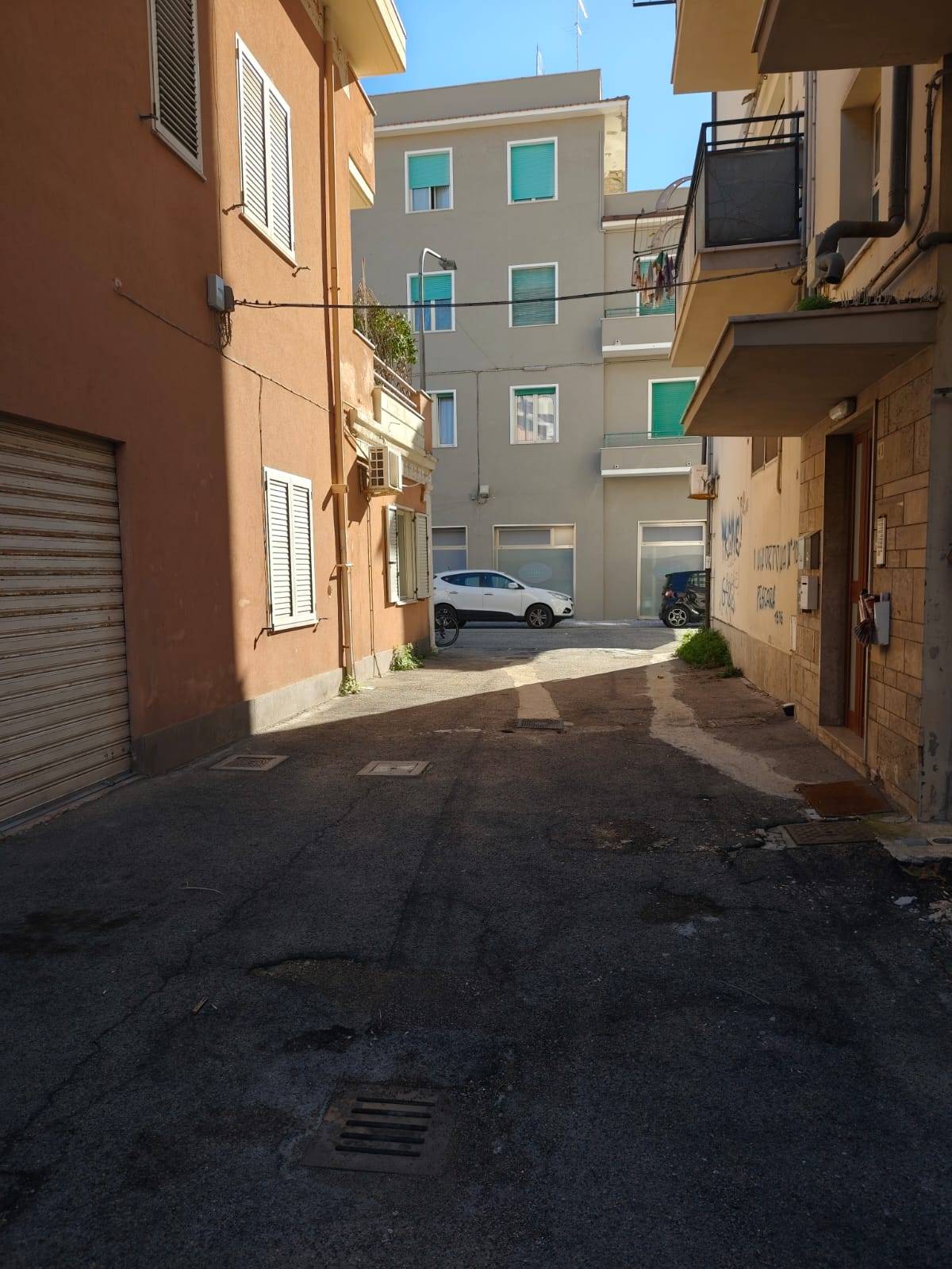 Garage in vendita a Pescara, Zona Nord