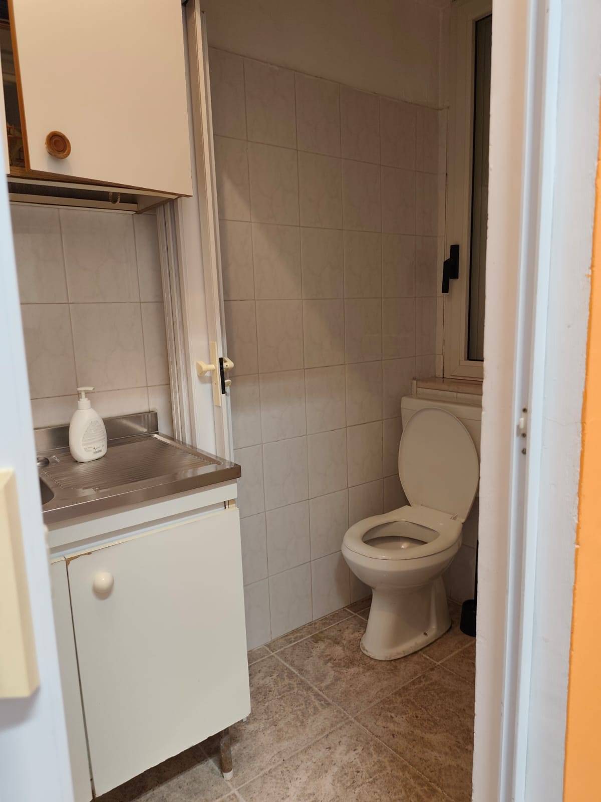 Locale commerciale in affitto a Pescara, Zona Nord