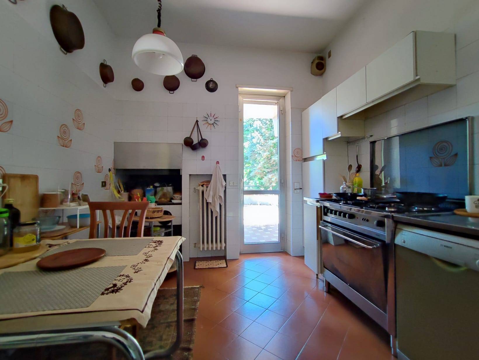 Villa, Casa singola in vendita a Pescara, Zona Colli