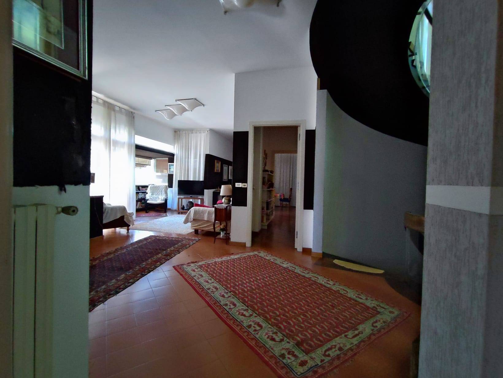 Villa, Casa singola in vendita a Pescara, Zona Colli