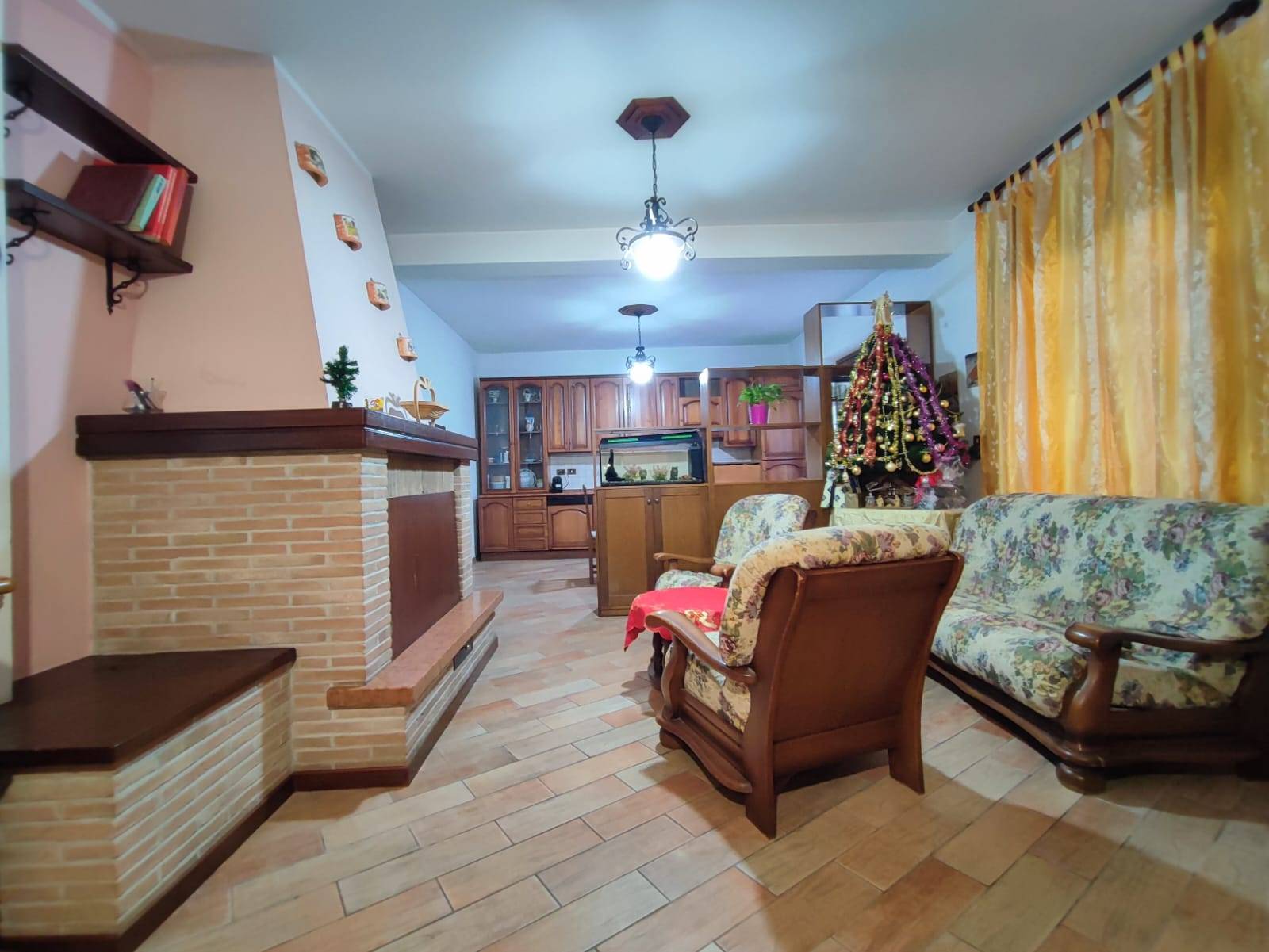 Villa, Casa singola in vendita a Pescara, Zona Ospedale