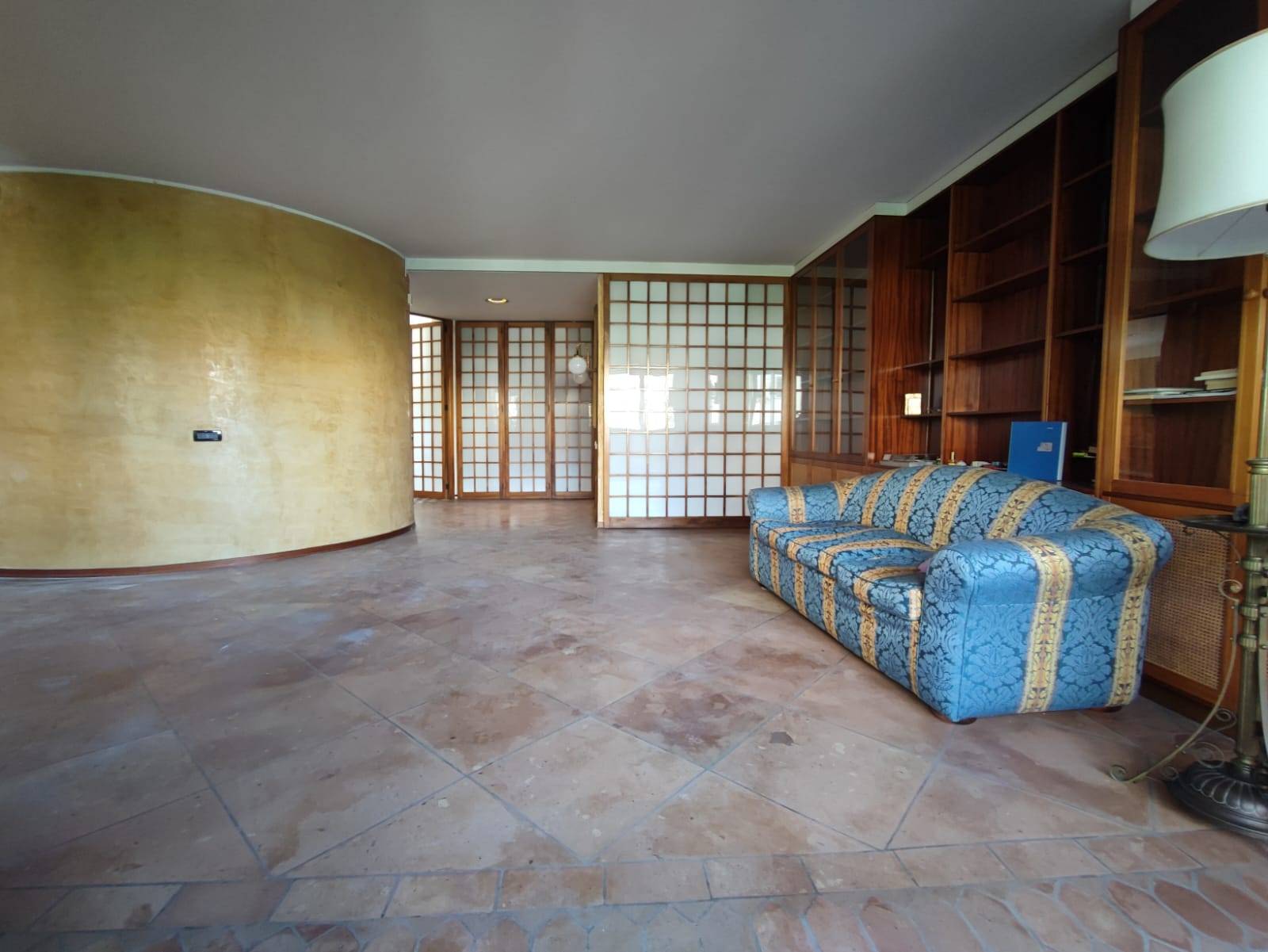 Appartamento in vendita a Pescara, Centro