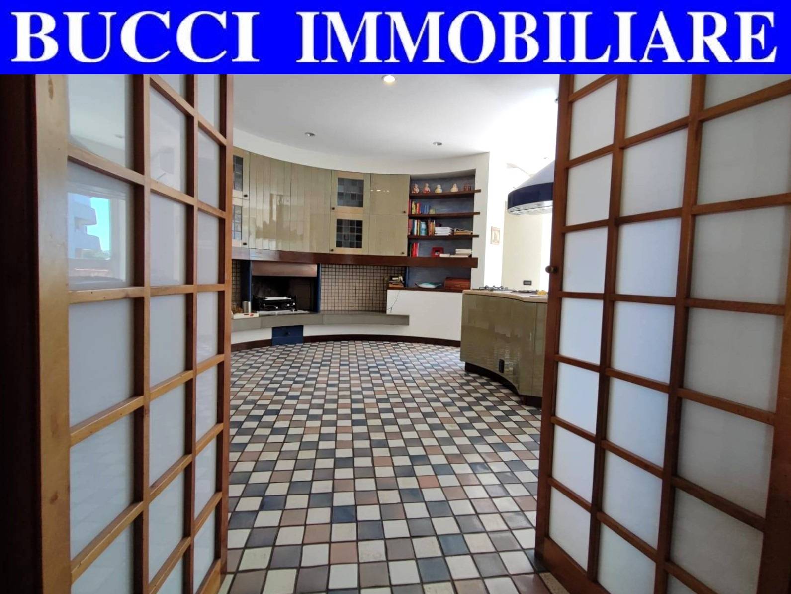 Appartamento in vendita a Pescara, Centro