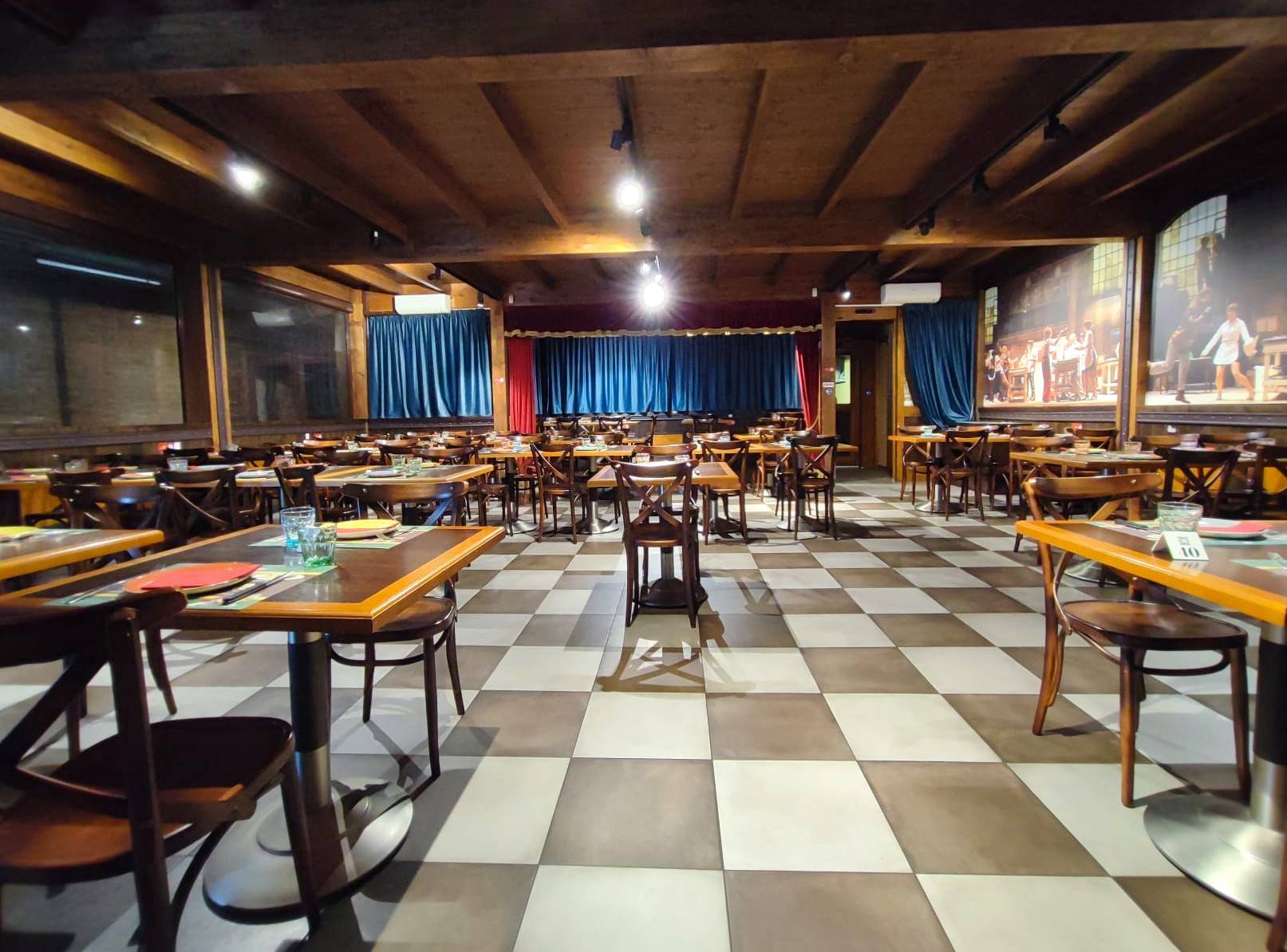 Locale commerciale in vendita a Pescara, Porta Nuova